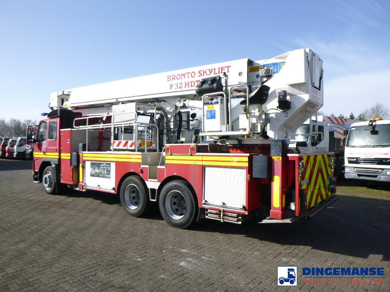 Volvo FM12 6x4 RHD Bronto Skylift F32HDT Angloco fire truck - Camión de bomberos: foto 3 Volvo FM12 6x4 RHD Bronto Skylift F32HDT Angloco fire truck - Camión de bomberos: foto 3