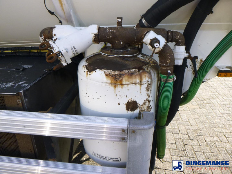 Semirremolque cisterna WHALE Vacuum tank inox 29 m3 / 1 comp + engine: foto 16 Semirremolque cisterna WHALE Vacuum tank inox 29 m3 / 1 comp + engine: foto 16