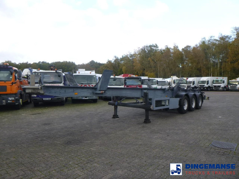 Filiat 3-axle tank trailer chassis incl supports - Semirremolque cisterna: foto 1 Filiat 3-axle tank trailer chassis incl supports - Semirremolque cisterna: foto 1