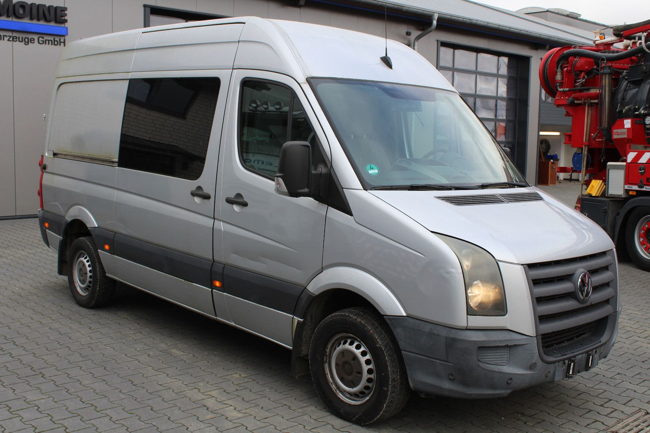 Volkswagen Crafter 2.5 TDI Kasten 3,5 t + AHK, Klima, - Furgón: foto 1 Volkswagen Crafter 2.5 TDI Kasten 3,5 t + AHK, Klima, - Furgón: foto 1