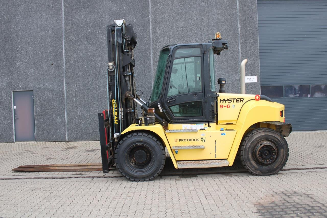 Hyster H9.00XM-6 - Carretilla elevadora diésel: foto 1 Hyster H9.00XM-6 - Carretilla elevadora diésel: foto 1