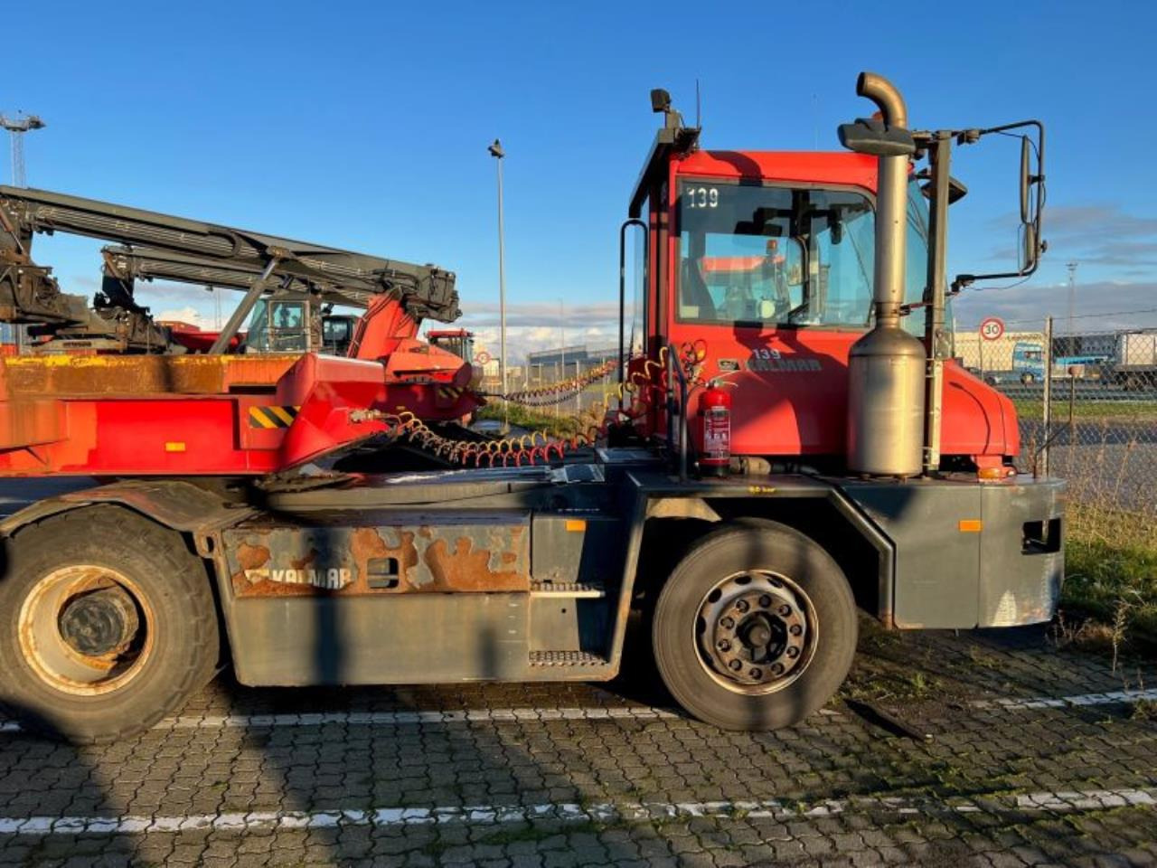 Kalmar TT618I - Tractor industrial: foto 2 Kalmar TT618I - Tractor industrial: foto 2