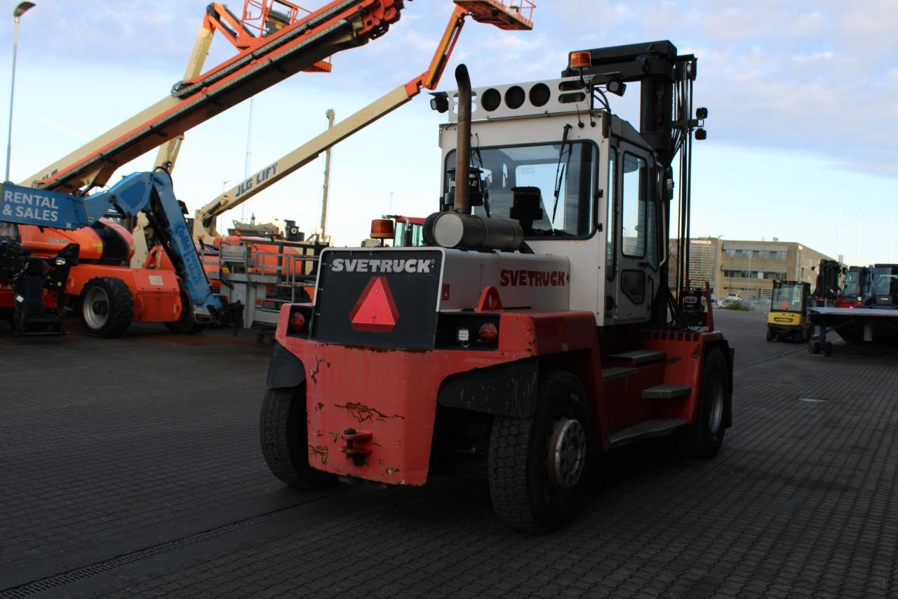 SveTruck 13660 - Carretilla elevadora diésel: foto 3 SveTruck 13660 - Carretilla elevadora diésel: foto 3