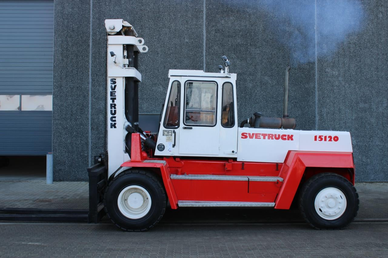 SveTruck 15120-35 - Carretilla elevadora diésel: foto 1 SveTruck 15120-35 - Carretilla elevadora diésel: foto 1