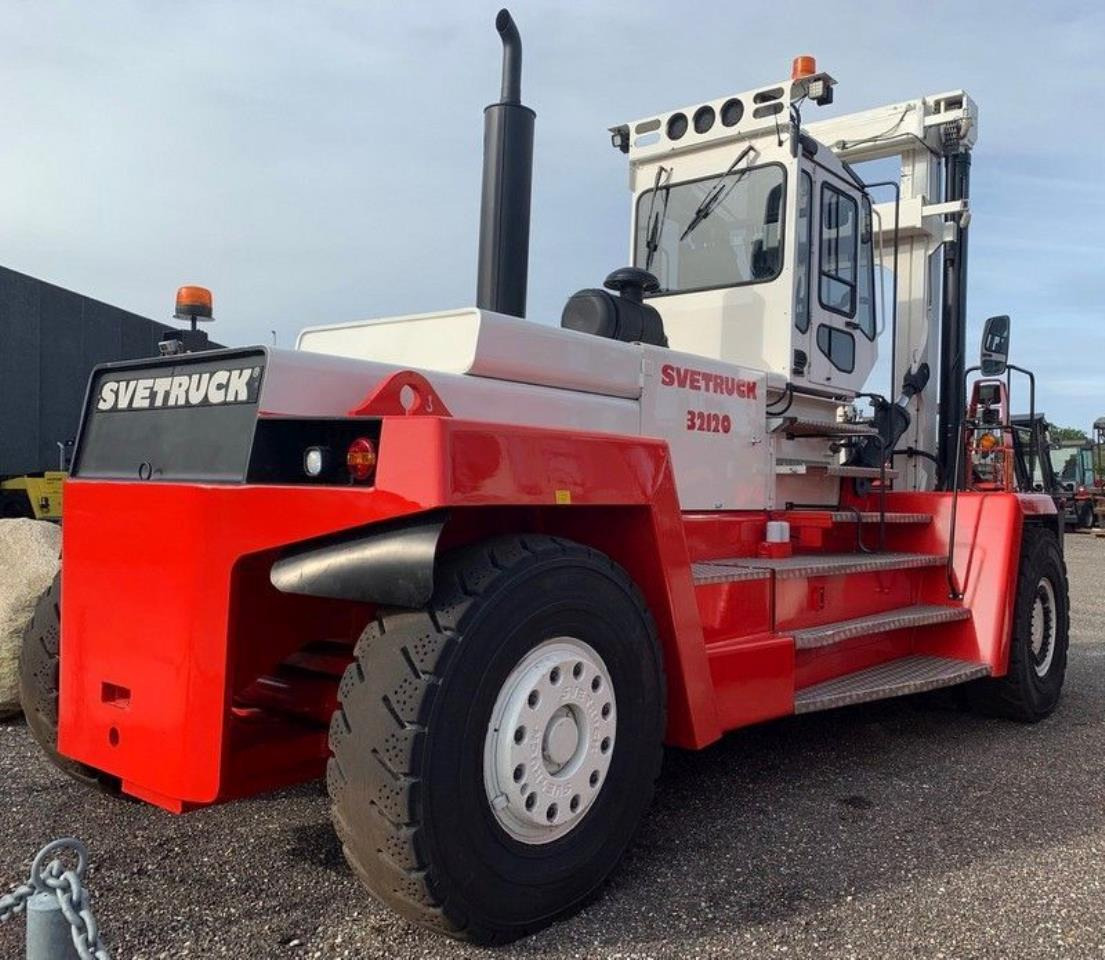 SveTruck 32120-50 - Carretilla elevadora diésel: foto 3 SveTruck 32120-50 - Carretilla elevadora diésel: foto 3