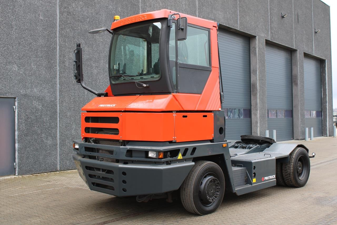 Terberg RT222 - Tractor industrial: foto 2 Terberg RT222 - Tractor industrial: foto 2