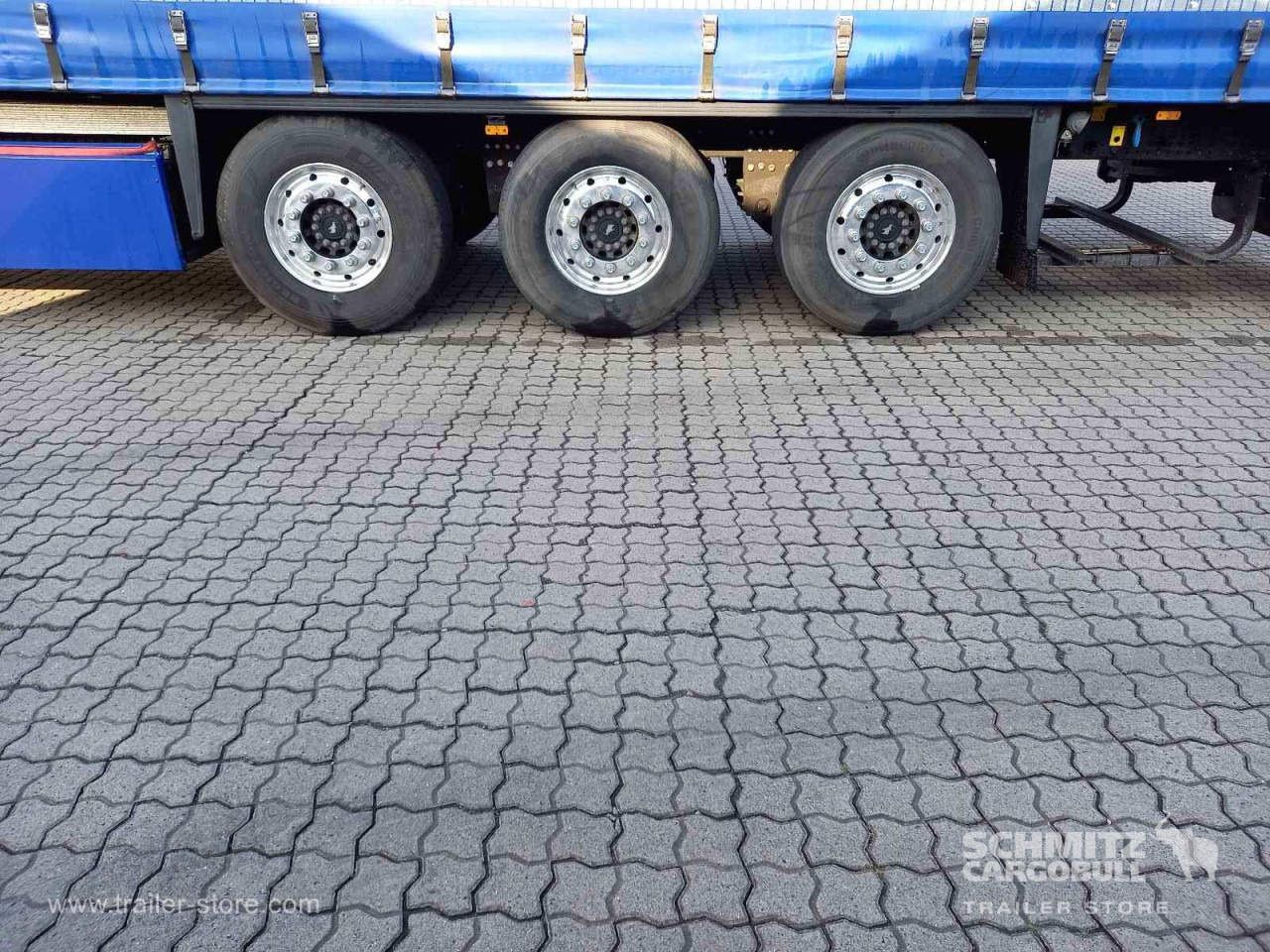 SCHMITZ Auflieger Curtainsider Standard - Semirremolque lona: foto 2 SCHMITZ Auflieger Curtainsider Standard - Semirremolque lona: foto 2
