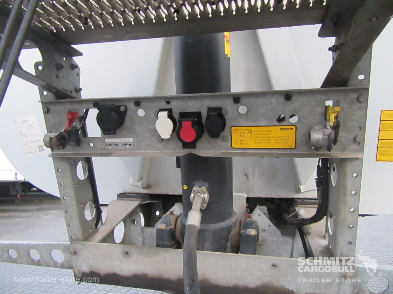 SCHMITZ Auflieger Kipper Stahlrundmulde Insulated Hollow - Semirremolque volquete: foto 3 SCHMITZ Auflieger Kipper Stahlrundmulde Insulated Hollow - Semirremolque volquete: foto 3