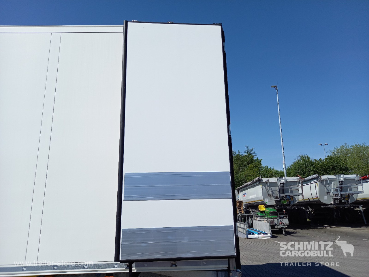 Semirremolque isotérmico SCHMITZ Auflieger Tiefkühler Mega: foto 15 Semirremolque isotérmico SCHMITZ Auflieger Tiefkühler Mega: foto 15