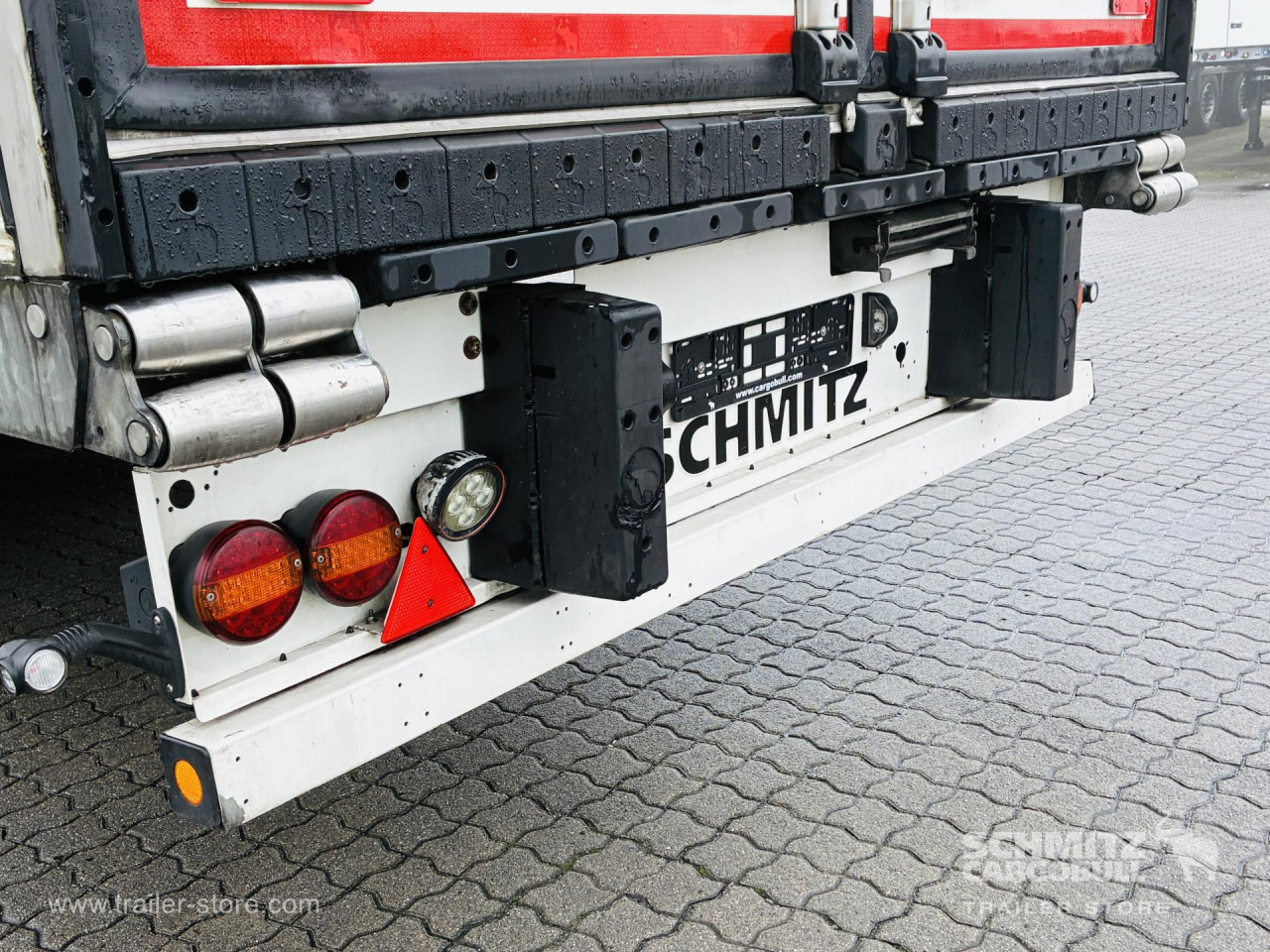 SCHMITZ Auflieger Tiefkühler Standard Double deck - Semirremolque isotérmico: foto 3 SCHMITZ Auflieger Tiefkühler Standard Double deck - Semirremolque isotérmico: foto 3