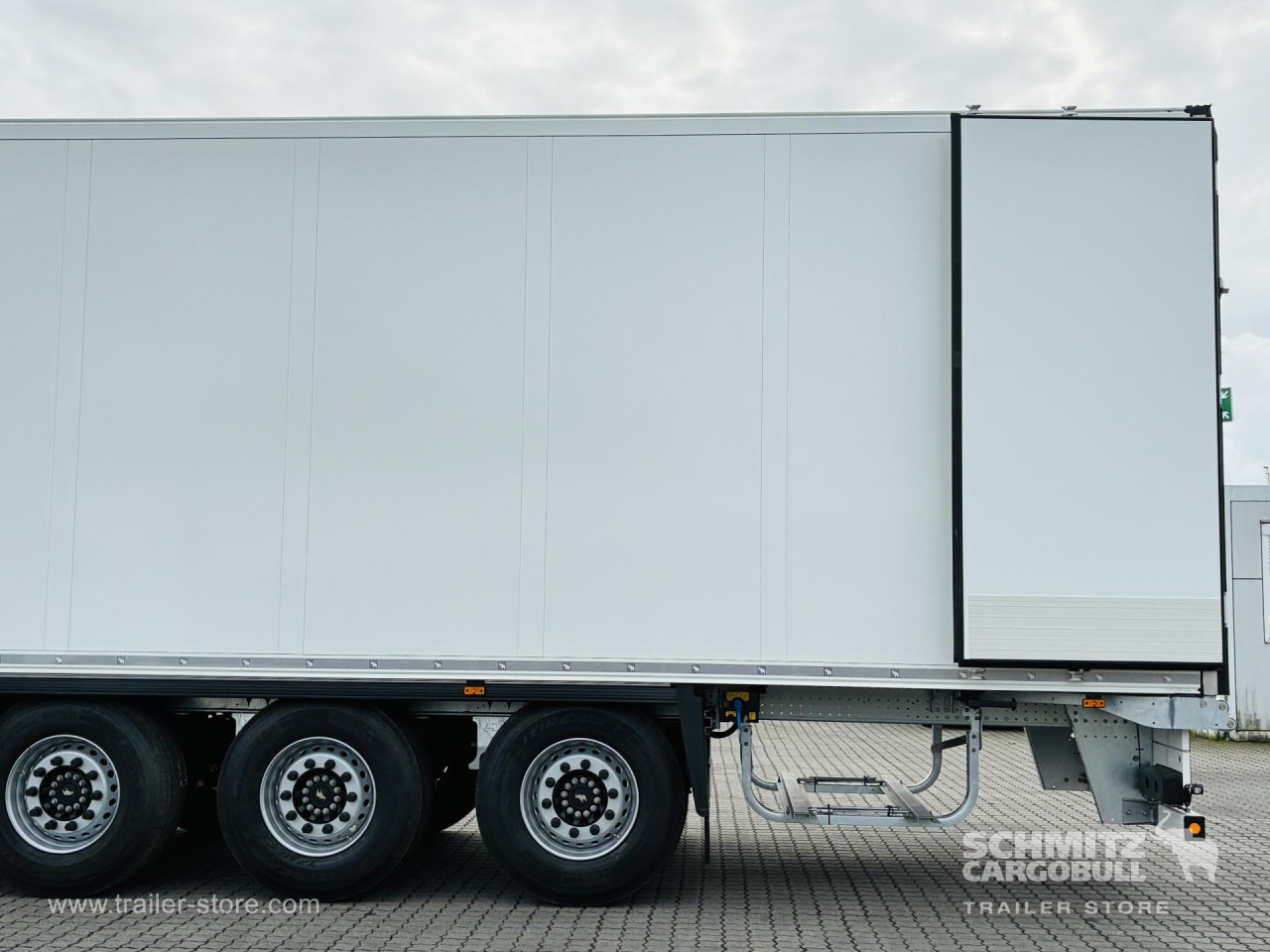 SCHMITZ Auflieger Tiefkühler Standard Double deck - Semirremolque isotérmico: foto 4 SCHMITZ Auflieger Tiefkühler Standard Double deck - Semirremolque isotérmico: foto 4