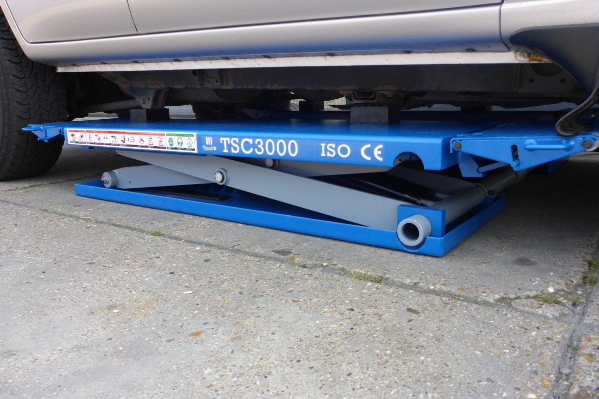 TSC3000E mobile car scissor lift with electrical release - 230V - Equipo de taller: foto 5 TSC3000E mobile car scissor lift with electrical release - 230V - Equipo de taller: foto 5