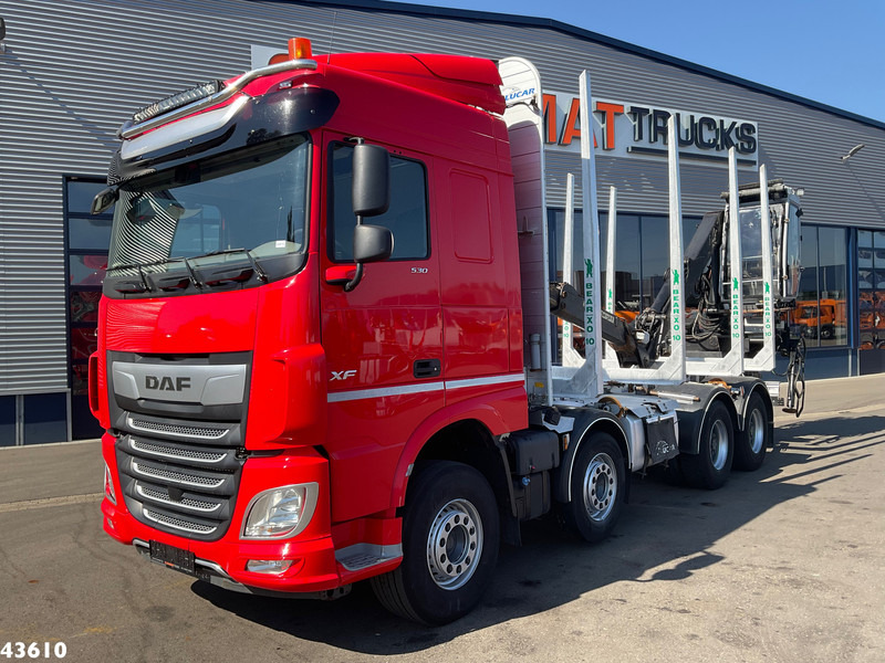 DAF FAD XF 530 8x4 Holzkran - Camión grúa: foto 3 DAF FAD XF 530 8x4 Holzkran - Camión grúa: foto 3