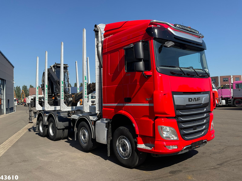 DAF FAD XF 530 8x4 Holzkran - Camión grúa: foto 4 DAF FAD XF 530 8x4 Holzkran - Camión grúa: foto 4