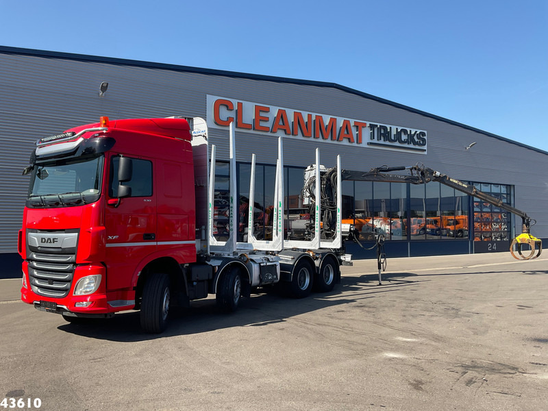 DAF FAD XF 530 8x4 Holzkran - Camión grúa: foto 2 DAF FAD XF 530 8x4 Holzkran - Camión grúa: foto 2