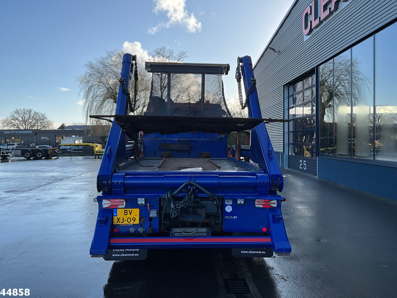 DAF FAN 85 CF 360 Manual VDL 18 Ton portaalarmsysteem - Camión portacontenedor de cadenas: foto 5 DAF FAN 85 CF 360 Manual VDL 18 Ton portaalarmsysteem - Camión portacontenedor de cadenas: foto 5