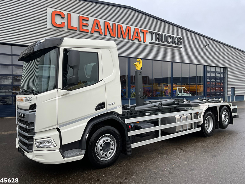 DAF FAN XD 450 Euro 6 Hyva 26 Ton haakarmsysteem - Camión multibasculante: foto 2 DAF FAN XD 450 Euro 6 Hyva 26 Ton haakarmsysteem - Camión multibasculante: foto 2