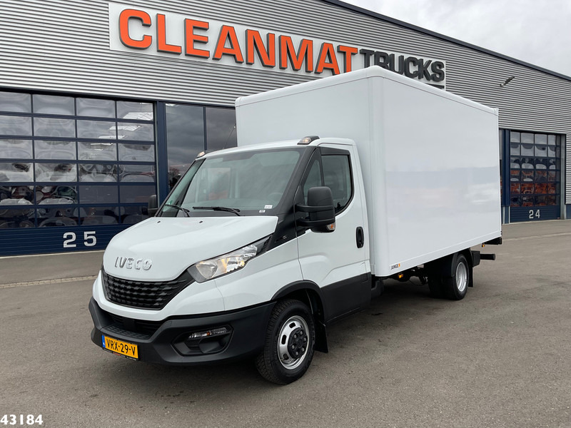 Iveco Daily 35C16 2.3 met laadklep - Camión caja cerrada: foto 1 Iveco Daily 35C16 2.3 met laadklep - Camión caja cerrada: foto 1