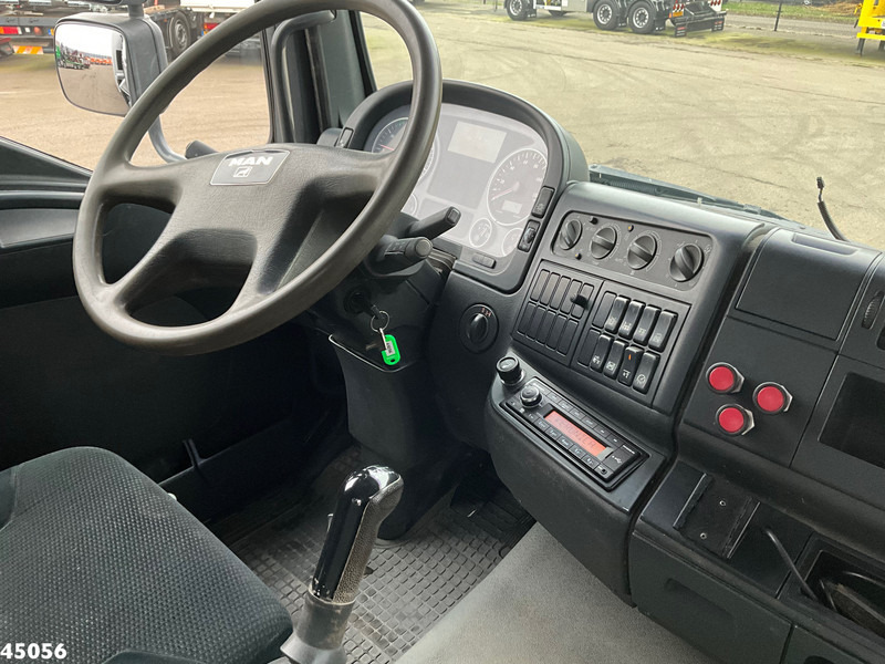 Foto del interior 2: Camión grúa MAN TGA 26.440 Palfinger 23 Tonmeter laadkraan