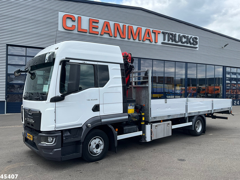 MAN TGL 12.220 Euro 6 Palfinger 11 Tonmeter laadkraan Just 60.518 km! - Camión grúa: foto 2 MAN TGL 12.220 Euro 6 Palfinger 11 Tonmeter laadkraan Just 60.518 km! - Camión grúa: foto 2