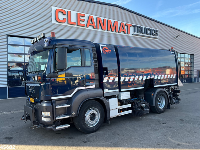 MAN TGS 18.320 Manual Gearbox Brock Wegdekreinger links en rechtsvegend! - Barredora vial: foto 5 MAN TGS 18.320 Manual Gearbox Brock Wegdekreinger links en rechtsvegend! - Barredora vial: foto 5