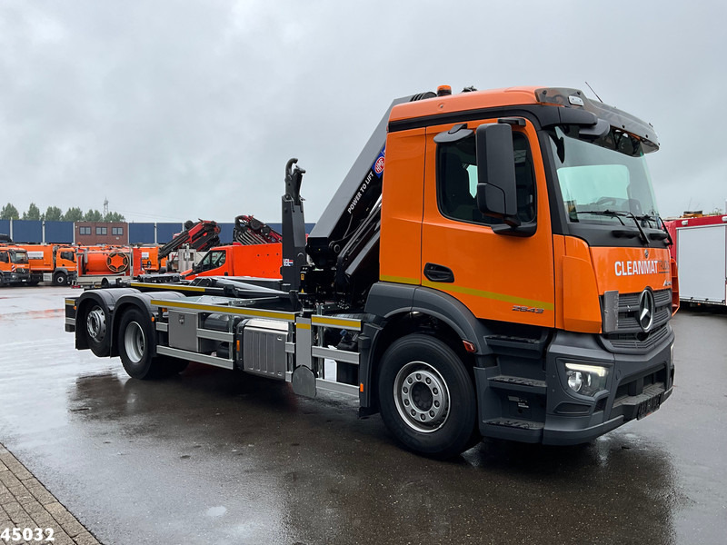 Mercedes-Benz ACTROS 2543 HMF 23 Tonmeter laadkraan - Camión multibasculante: foto 5 Mercedes-Benz ACTROS 2543 HMF 23 Tonmeter laadkraan - Camión multibasculante: foto 5