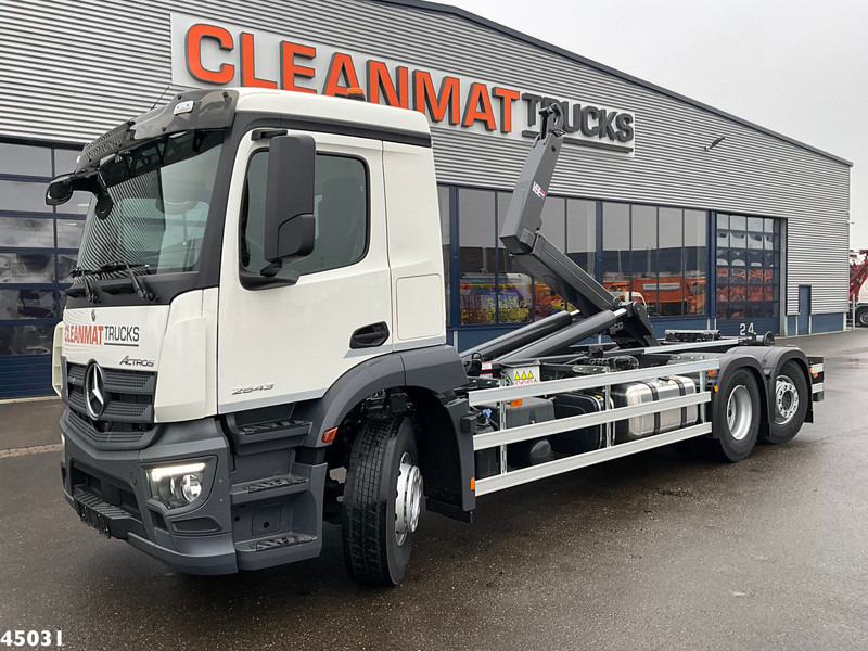 Mercedes-Benz Actros 2643 VDL 21 Ton haakarmsysteem - Camión multibasculante: foto 1 Mercedes-Benz Actros 2643 VDL 21 Ton haakarmsysteem - Camión multibasculante: foto 1
