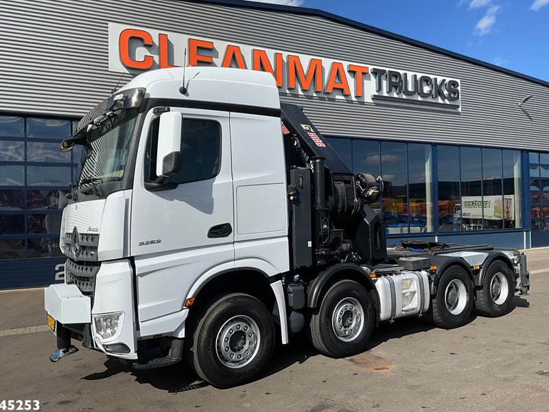 Mercedes-Benz Arocs 3253 8x4 Hiab 105 Tonmeter laadkraan - Camión grúa: foto 3 Mercedes-Benz Arocs 3253 8x4 Hiab 105 Tonmeter laadkraan - Camión grúa: foto 3