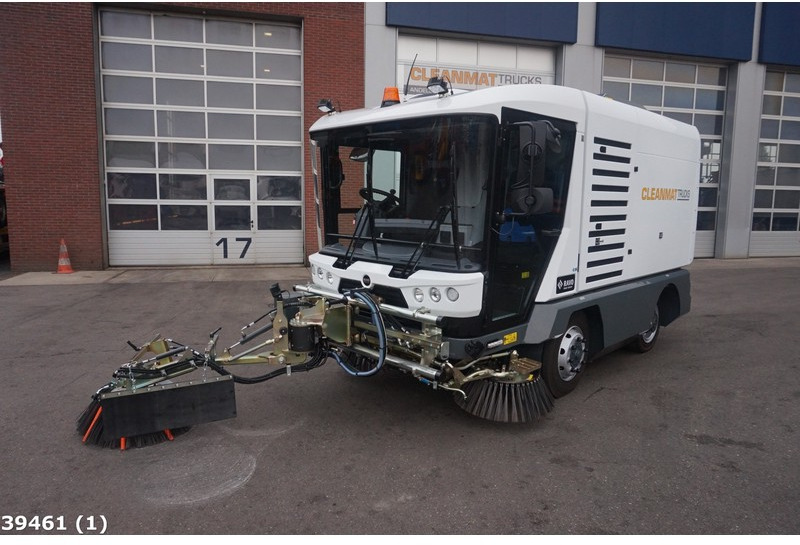 Ravo 540 STH met 3-de borstel - Barredora vial: foto 1 Ravo 540 STH met 3-de borstel - Barredora vial: foto 1