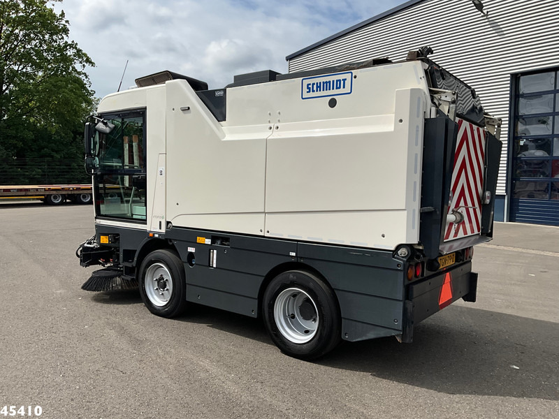 Schmidt Cleango 500 Compact Euro 6 with 3-rd brush - Barredora vial: foto 4 Schmidt Cleango 500 Compact Euro 6 with 3-rd brush - Barredora vial: foto 4