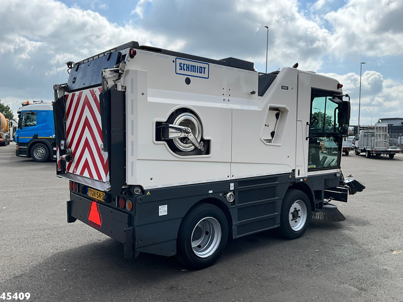 Schmidt Cleango 500 Compact Euro 6 with 3-rd brush - Barredora vial: foto 5 Schmidt Cleango 500 Compact Euro 6 with 3-rd brush - Barredora vial: foto 5