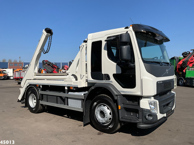 Volvo FE 350 Hyvalift 14 Ton portaalarmsysteem - Camión portacontenedor de cadenas: foto 2 Volvo FE 350 Hyvalift 14 Ton portaalarmsysteem - Camión portacontenedor de cadenas: foto 2