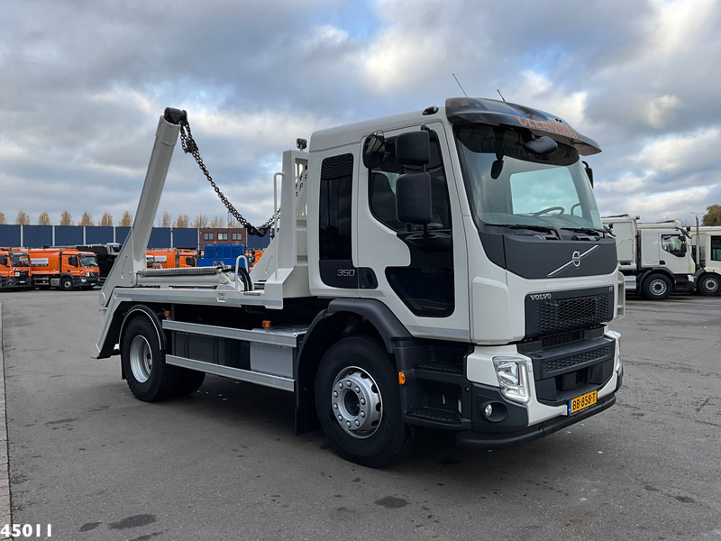 Volvo FE 350 VDL 13 Ton portaalarmsysteem - Camión portacontenedor de cadenas: foto 2 Volvo FE 350 VDL 13 Ton portaalarmsysteem - Camión portacontenedor de cadenas: foto 2