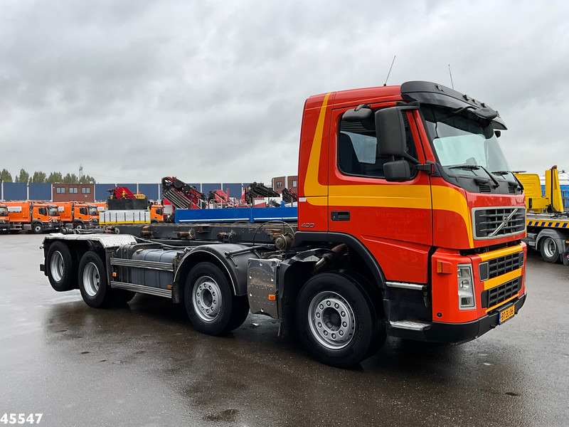 Volvo FM 400 Euro 5 8x2 30 Ton containersysteem - Camión con equipo de cable: foto 3 Volvo FM 400 Euro 5 8x2 30 Ton containersysteem - Camión con equipo de cable: foto 3