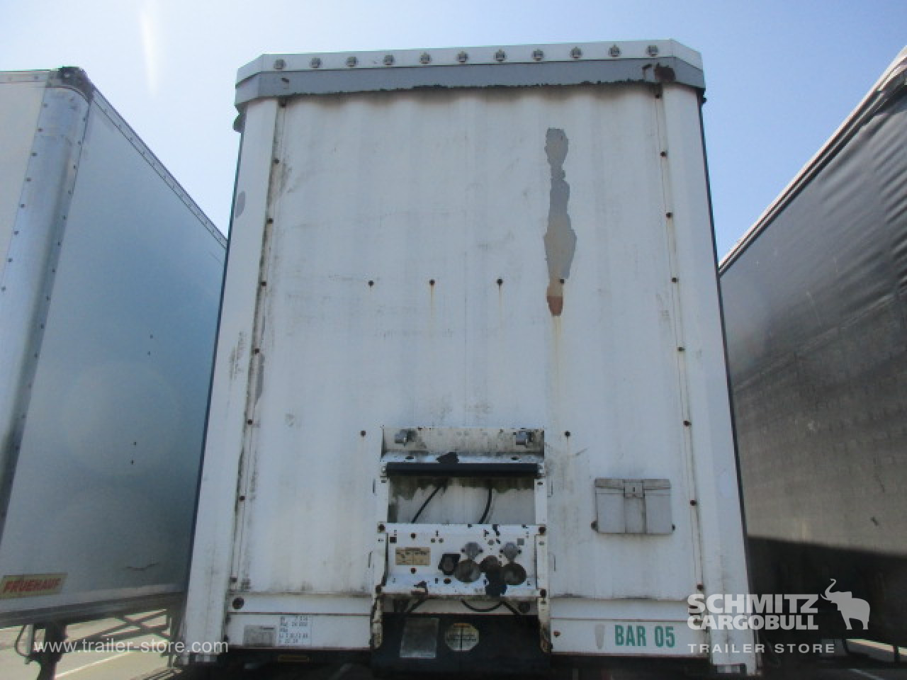 KRONE Curtainsider Standard - Semirremolque lona: foto 2 KRONE Curtainsider Standard - Semirremolque lona: foto 2