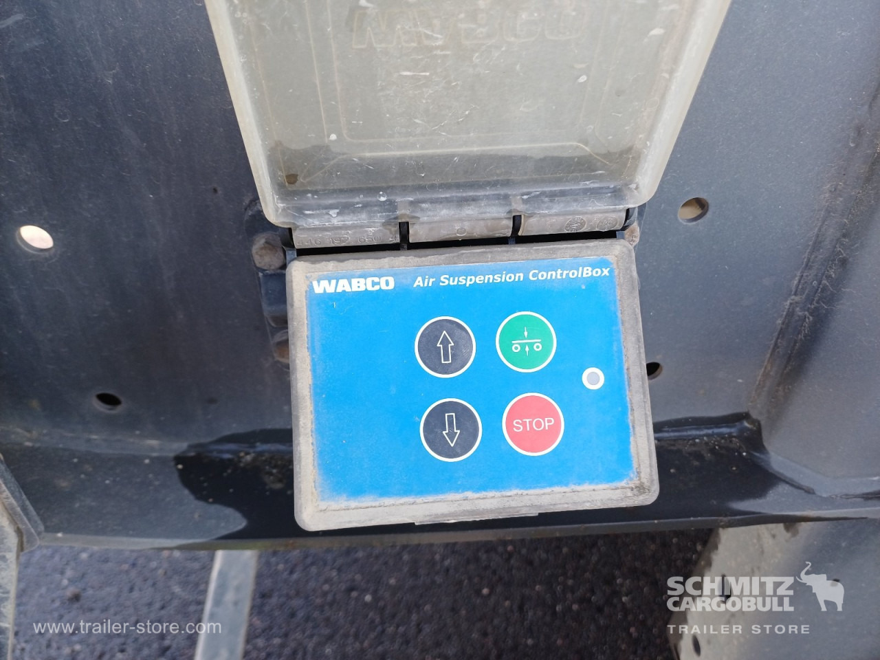 LANGENDORF Auflieger Kipper Stahlrundmulde 24m³ - Semirremolque volquete: foto 4 LANGENDORF Auflieger Kipper Stahlrundmulde 24m³ - Semirremolque volquete: foto 4