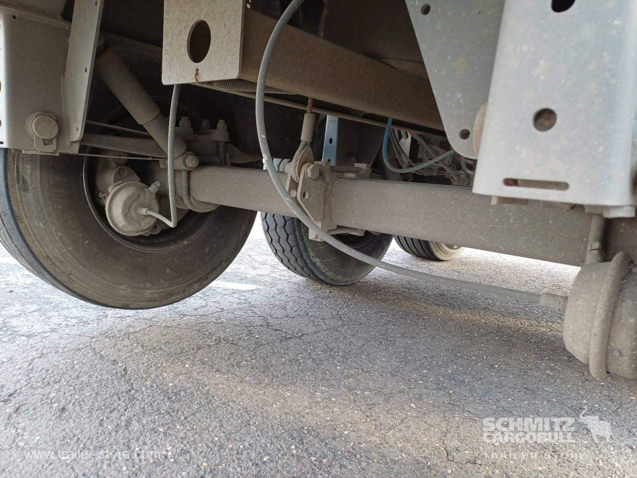 LANGENDORF Auflieger Kipper Stahlrundmulde 24m³ - Semirremolque volquete: foto 3 LANGENDORF Auflieger Kipper Stahlrundmulde 24m³ - Semirremolque volquete: foto 3