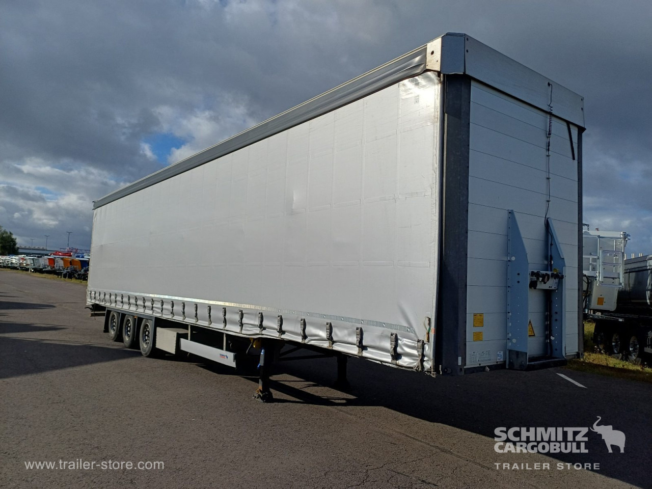 SCHMITZ Auflieger Curtainsider Mega - Semirremolque lona: foto 1 SCHMITZ Auflieger Curtainsider Mega - Semirremolque lona: foto 1