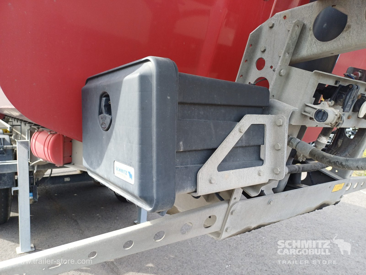SCHMITZ Auflieger Kipper Stahlrundmulde 28m³ - Semirremolque volquete: foto 3 SCHMITZ Auflieger Kipper Stahlrundmulde 28m³ - Semirremolque volquete: foto 3