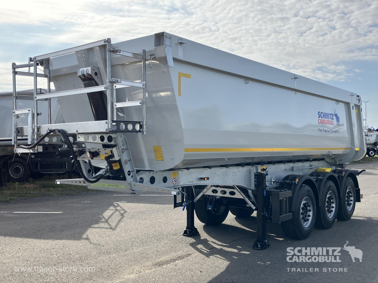 SCHMITZ Auflieger Kipper Stahlrundmulde 29m³ - Semirremolque volquete: foto 5 SCHMITZ Auflieger Kipper Stahlrundmulde 29m³ - Semirremolque volquete: foto 5