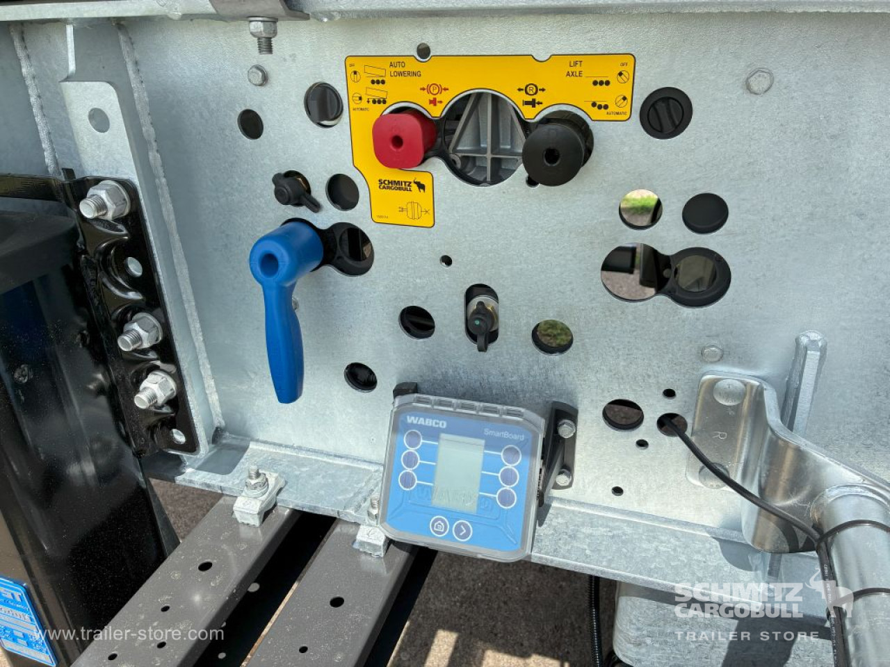 SCHMITZ Auflieger Kipper Stahlrundmulde 29m³ - Semirremolque volquete: foto 4 SCHMITZ Auflieger Kipper Stahlrundmulde 29m³ - Semirremolque volquete: foto 4