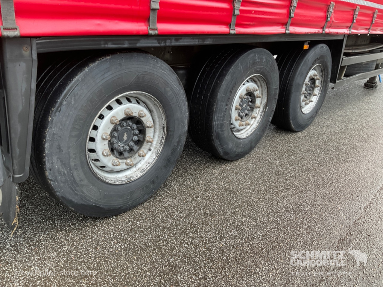 SCHMITZ Curtainsider Standard Forklift holder - Semirremolque lona: foto 2 SCHMITZ Curtainsider Standard Forklift holder - Semirremolque lona: foto 2