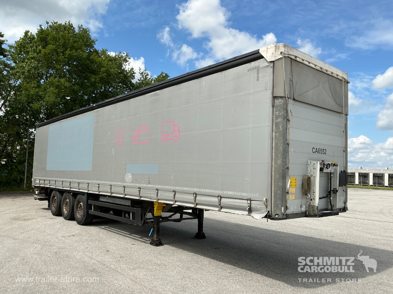 SCHMITZ Curtainsider Standard Taillift - Semirremolque lona: foto 1 SCHMITZ Curtainsider Standard Taillift - Semirremolque lona: foto 1