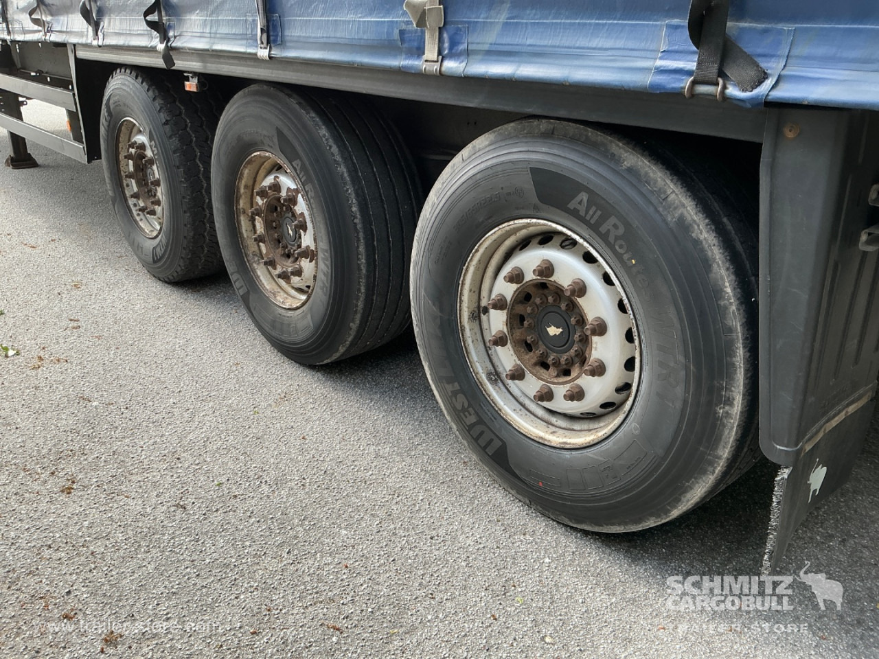 SCHMITZ Curtainsider Standard Taillift - Semirremolque lona: foto 3 SCHMITZ Curtainsider Standard Taillift - Semirremolque lona: foto 3
