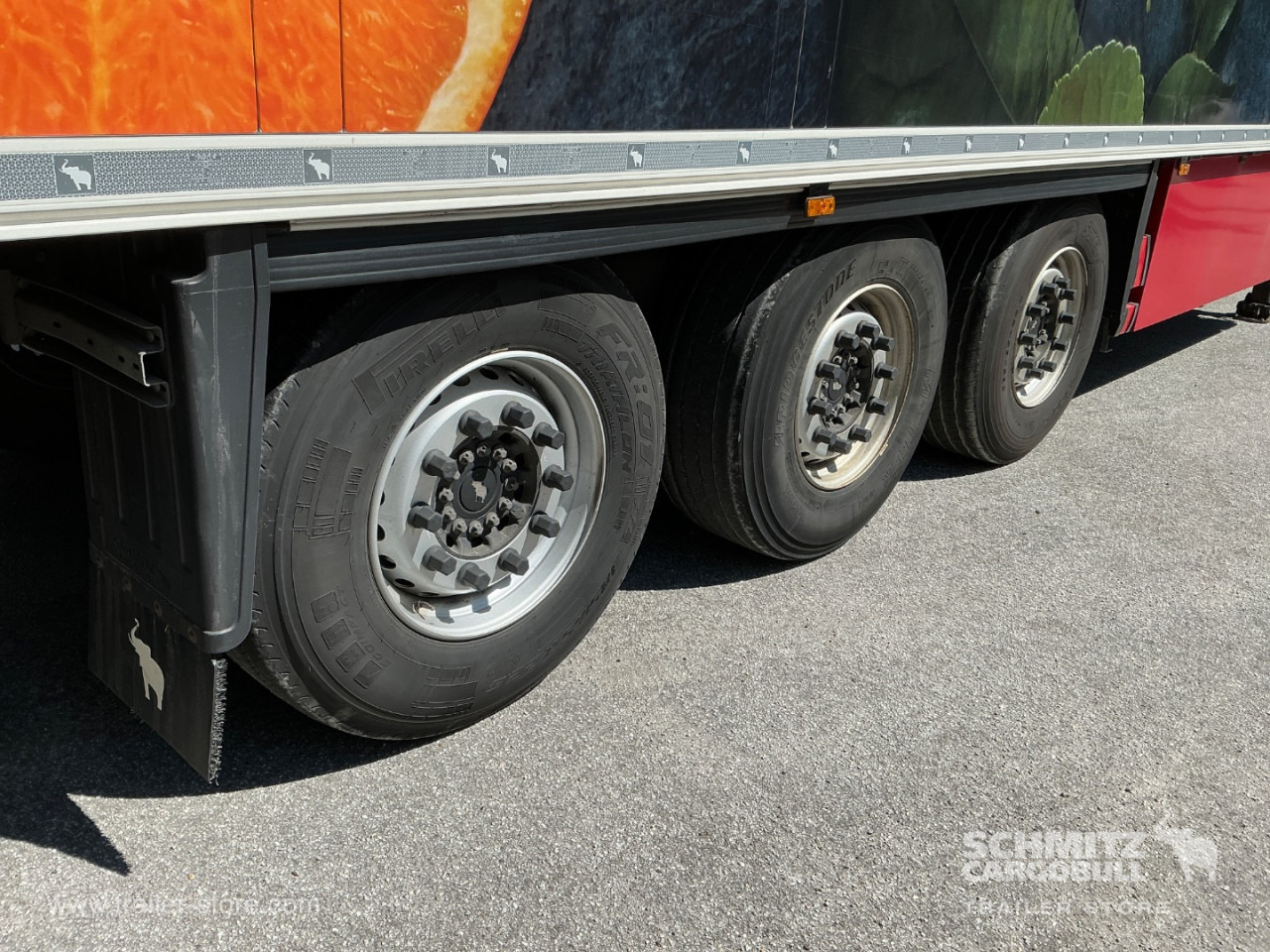SCHMITZ Reefer Standard Double deck - Semirremolque isotérmico: foto 3 SCHMITZ Reefer Standard Double deck - Semirremolque isotérmico: foto 3