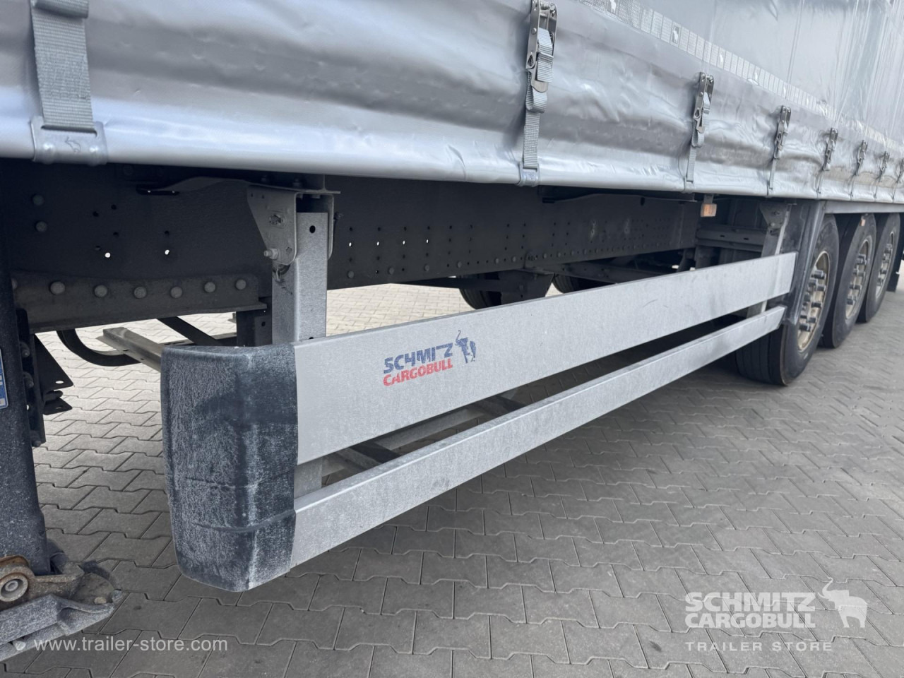 SCHMITZ Curtainsider Standard - Semirremolque lona: foto 2 SCHMITZ Curtainsider Standard - Semirremolque lona: foto 2