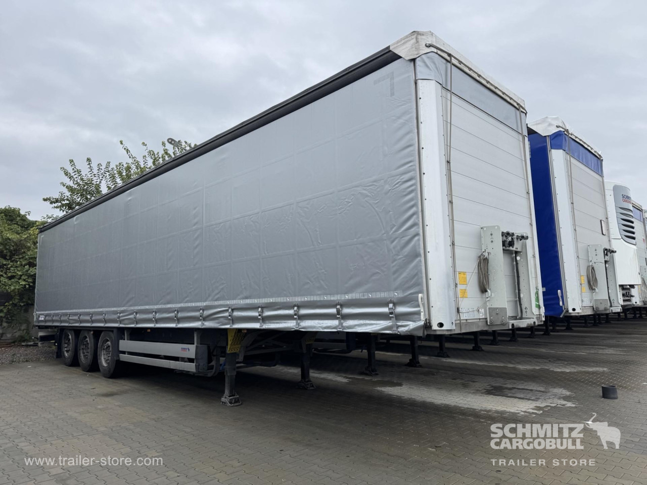 SCHMITZ Curtainsider Standard - Semirremolque lona: foto 1 SCHMITZ Curtainsider Standard - Semirremolque lona: foto 1