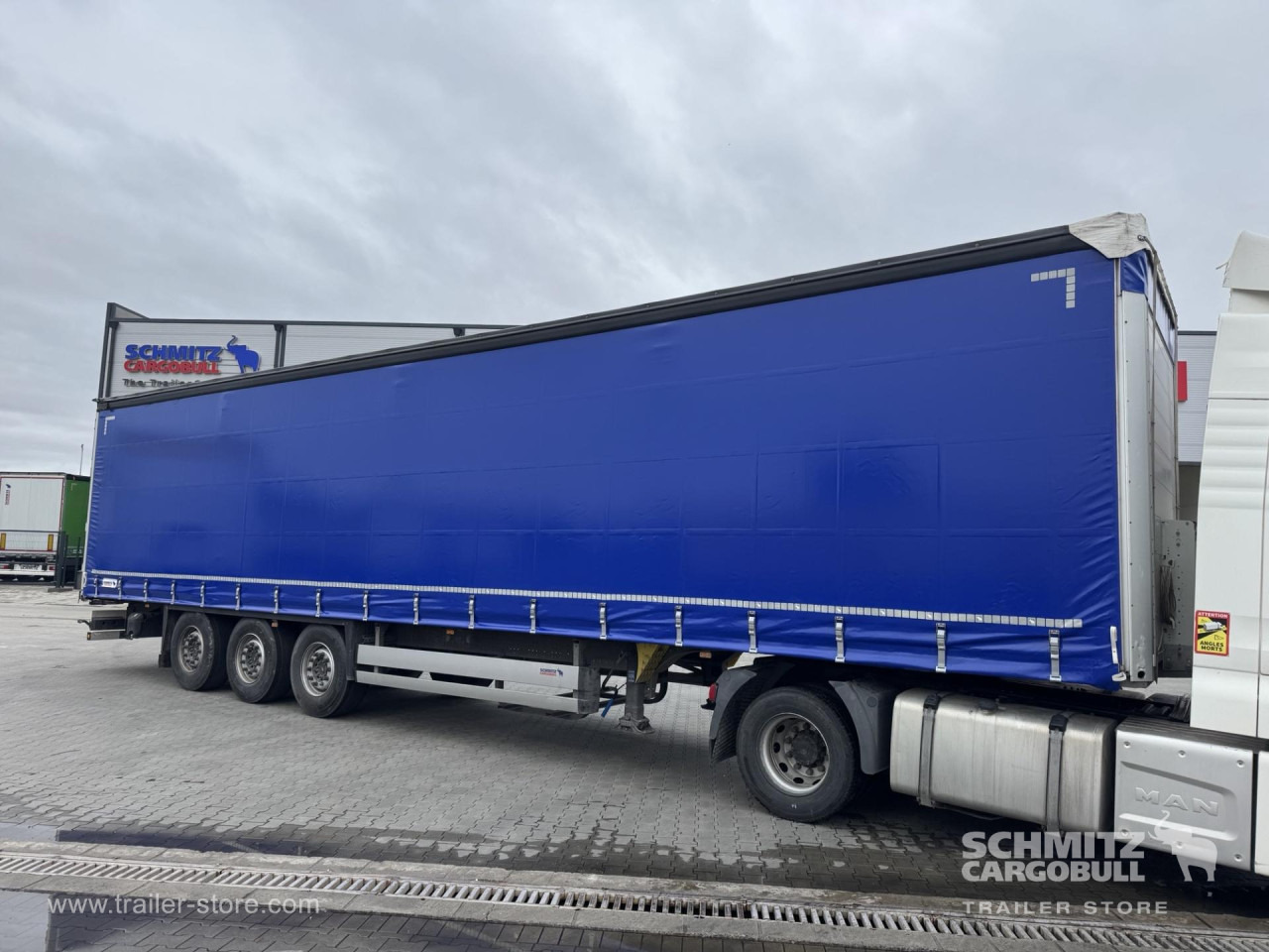 SCHMITZ Curtainsider Standard - Semirremolque lona: foto 1 SCHMITZ Curtainsider Standard - Semirremolque lona: foto 1