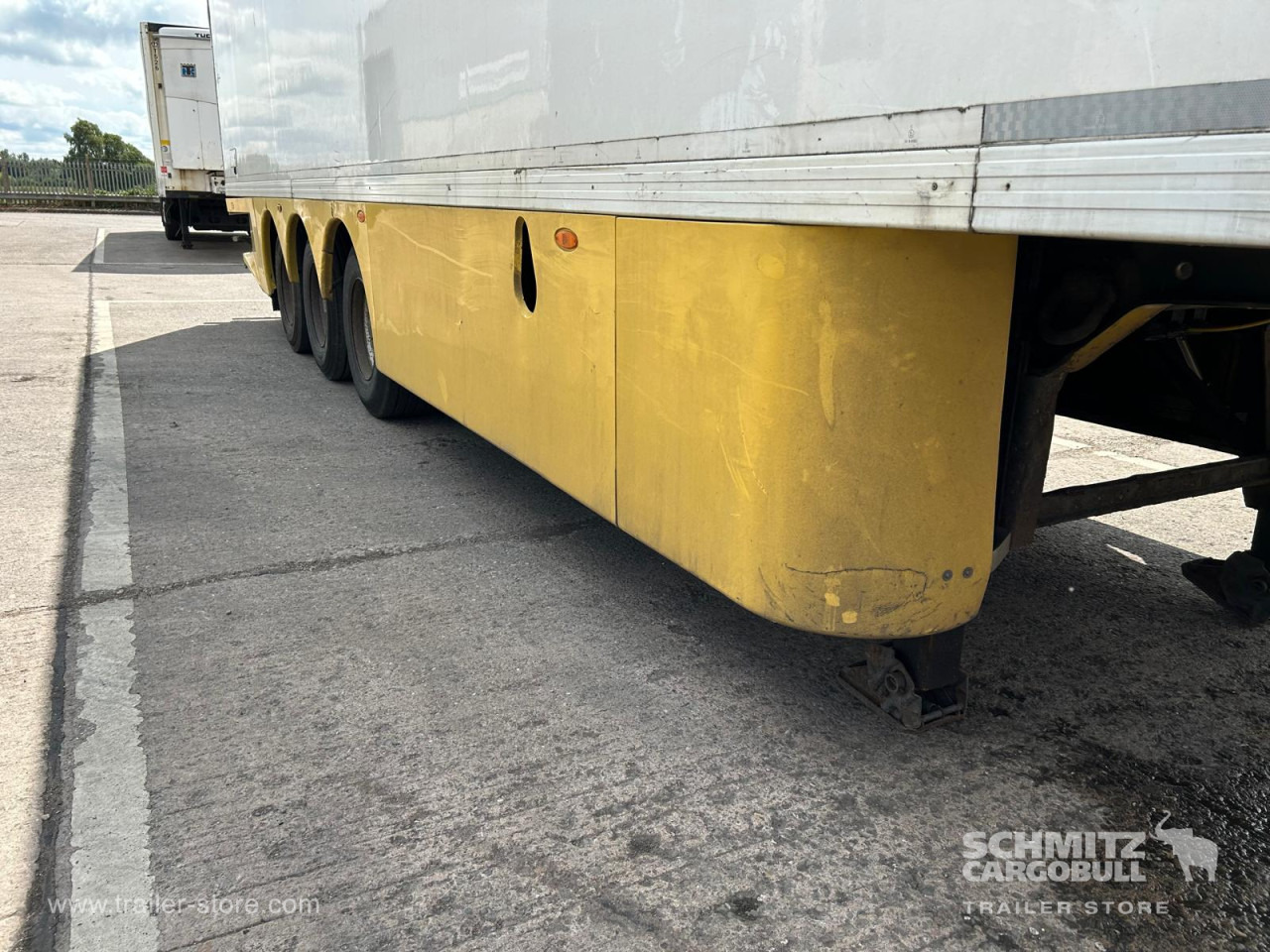 GRAY & ADAMS Dryfreight Standard - Semirremolque isotérmico: foto 2 GRAY & ADAMS Dryfreight Standard - Semirremolque isotérmico: foto 2