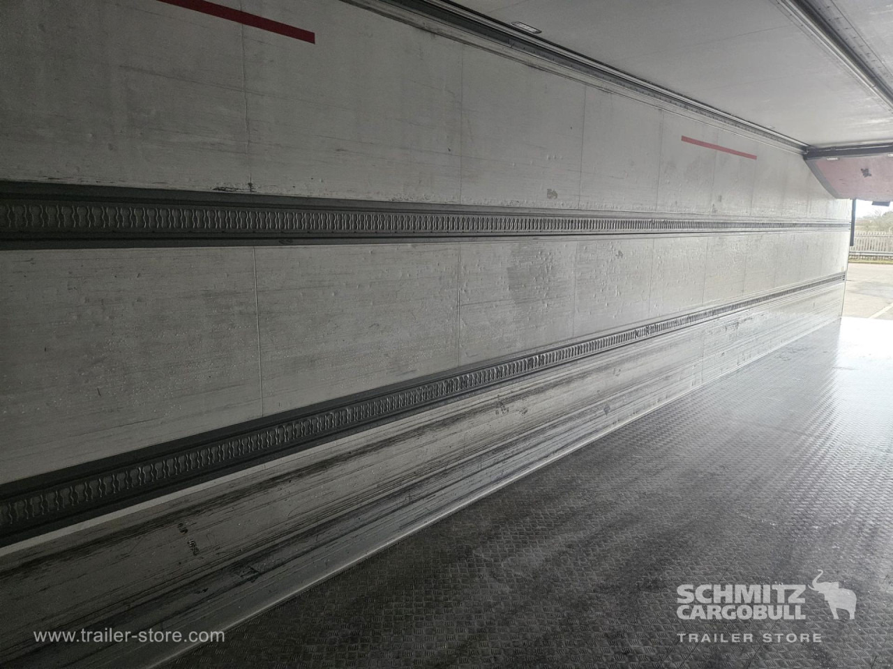 SCHMITZ Reefer Multitemp Taillift - Semirremolque isotérmico: foto 5 SCHMITZ Reefer Multitemp Taillift - Semirremolque isotérmico: foto 5